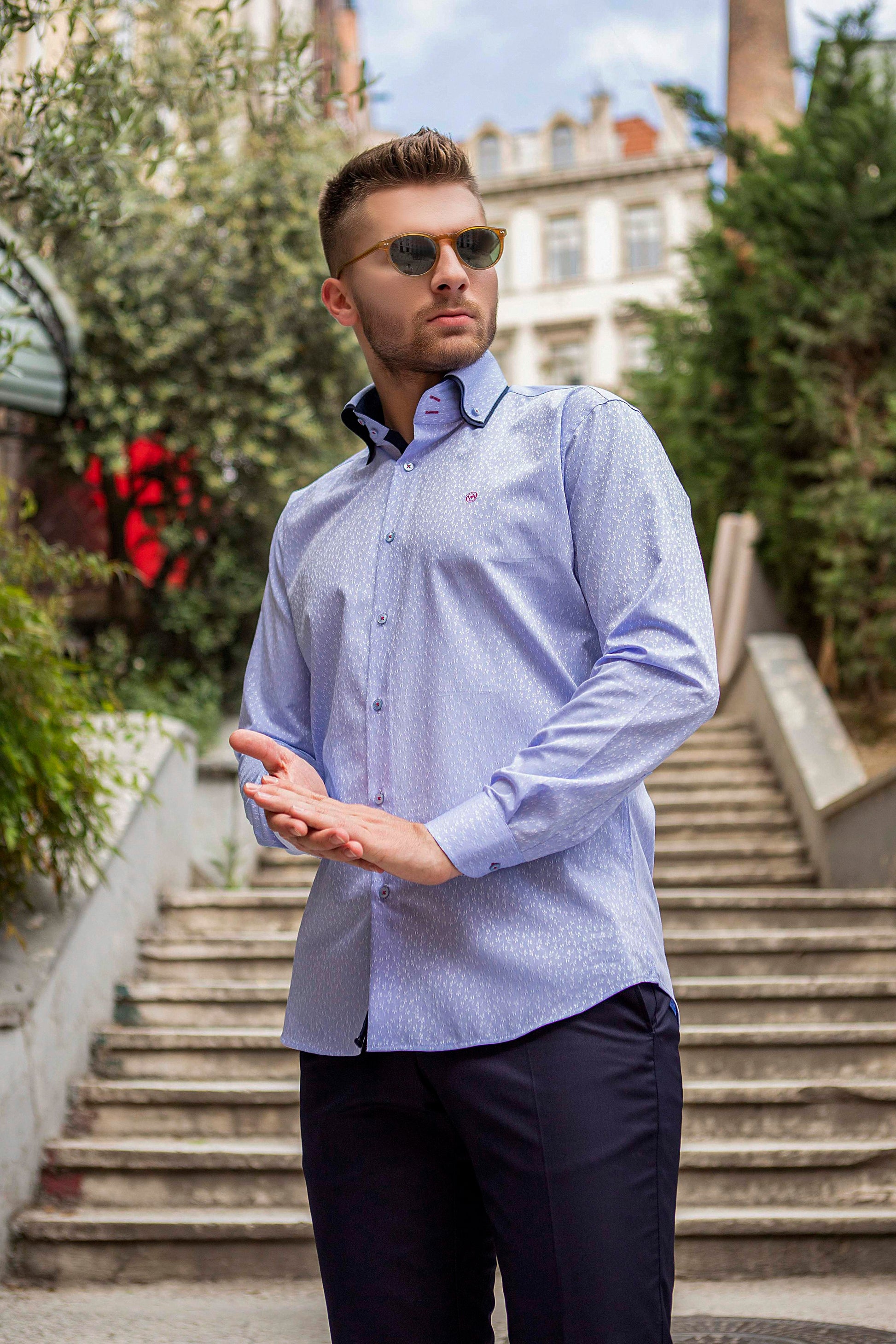 Light Blue Leaf Embellishment Design Slim Dress Shirt With Red Valnti Moda Logo On Right Chest