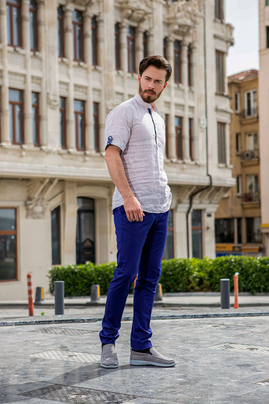 Cream No-Collar Short Sleeve Linnen Shirt With Bird Brint On Sleeve Flaps.
