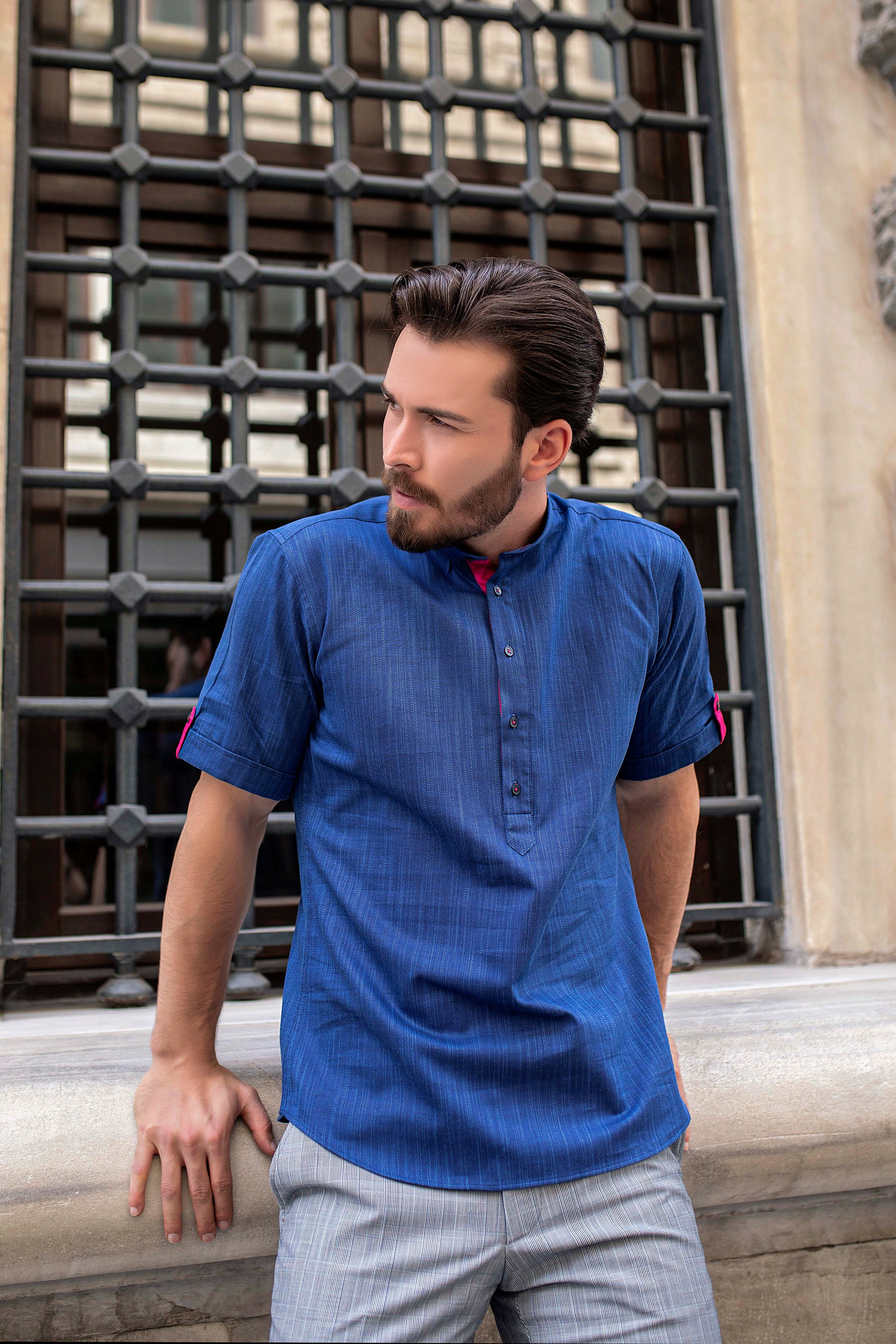 Royal Blue Short Sleeve Linnen Shirt with Fusia Lining