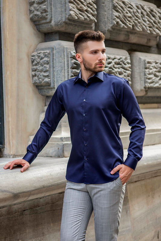 Navy Blue Elegance Slim Moda Dress Shirt With Light Blue Collar Lining Finished With a Hint of Red in Button