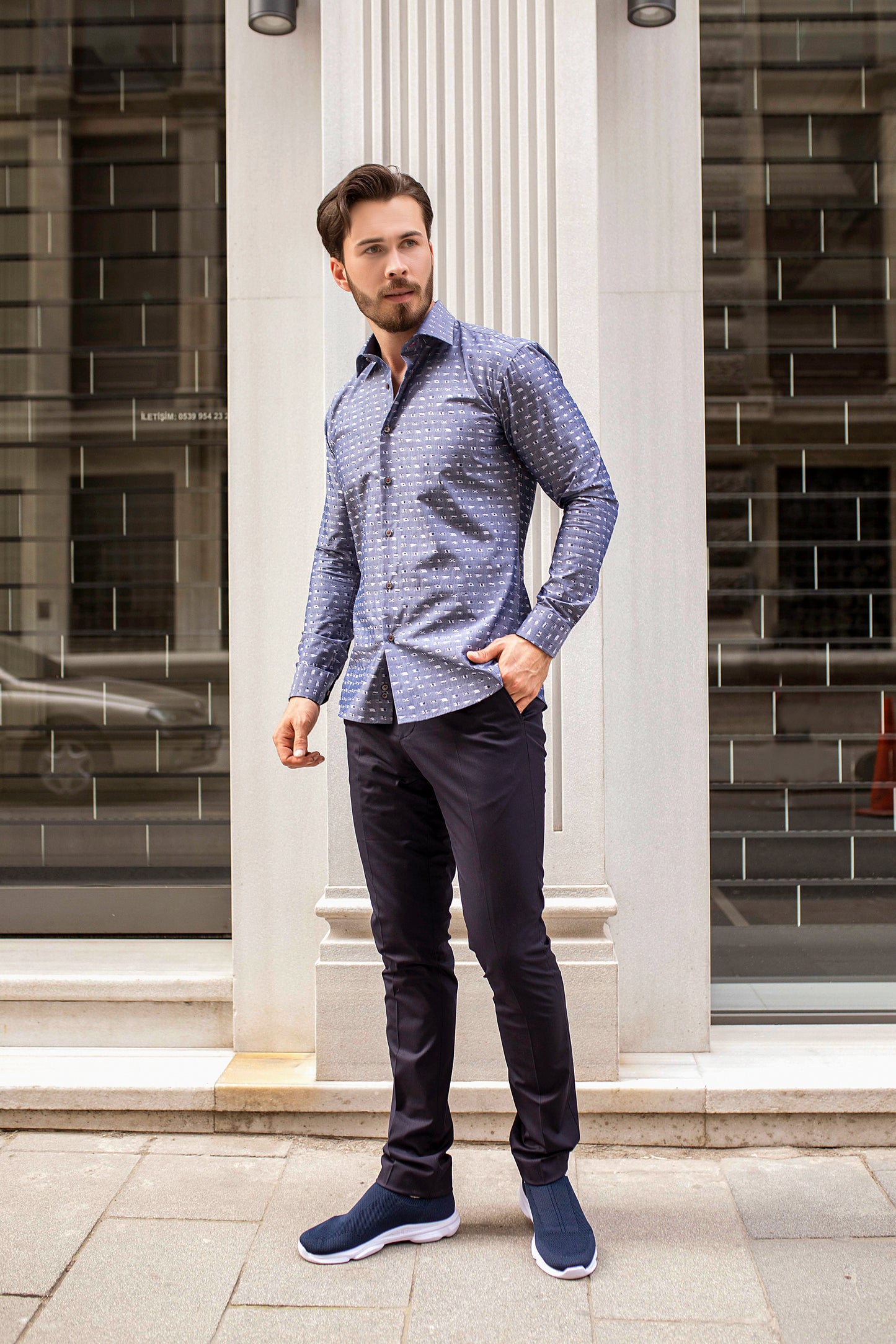 Navy-Colored Port Design Slim Dress Shirt