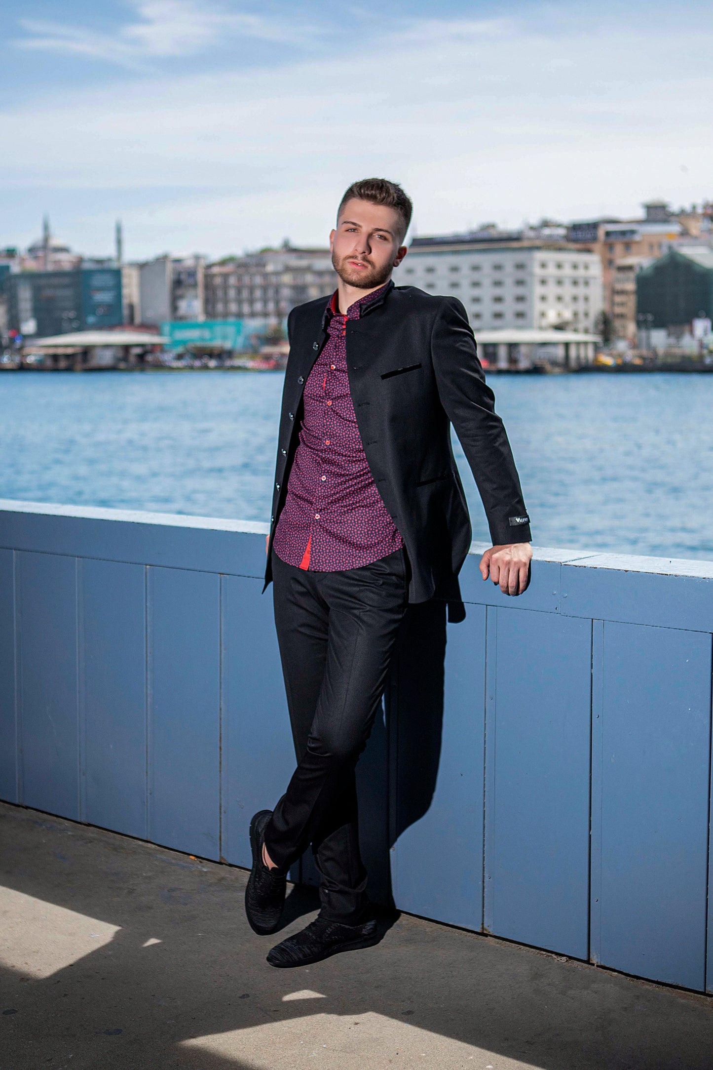 Slim, Star Design Dress Shirt with Red Stars Printed Over Solid Navy. 100% Cotton.