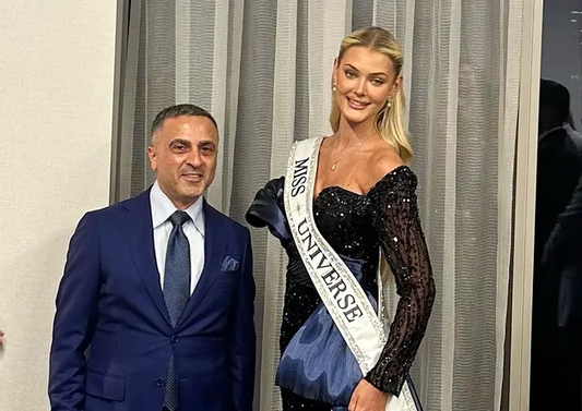 Blue Night Fashion Show