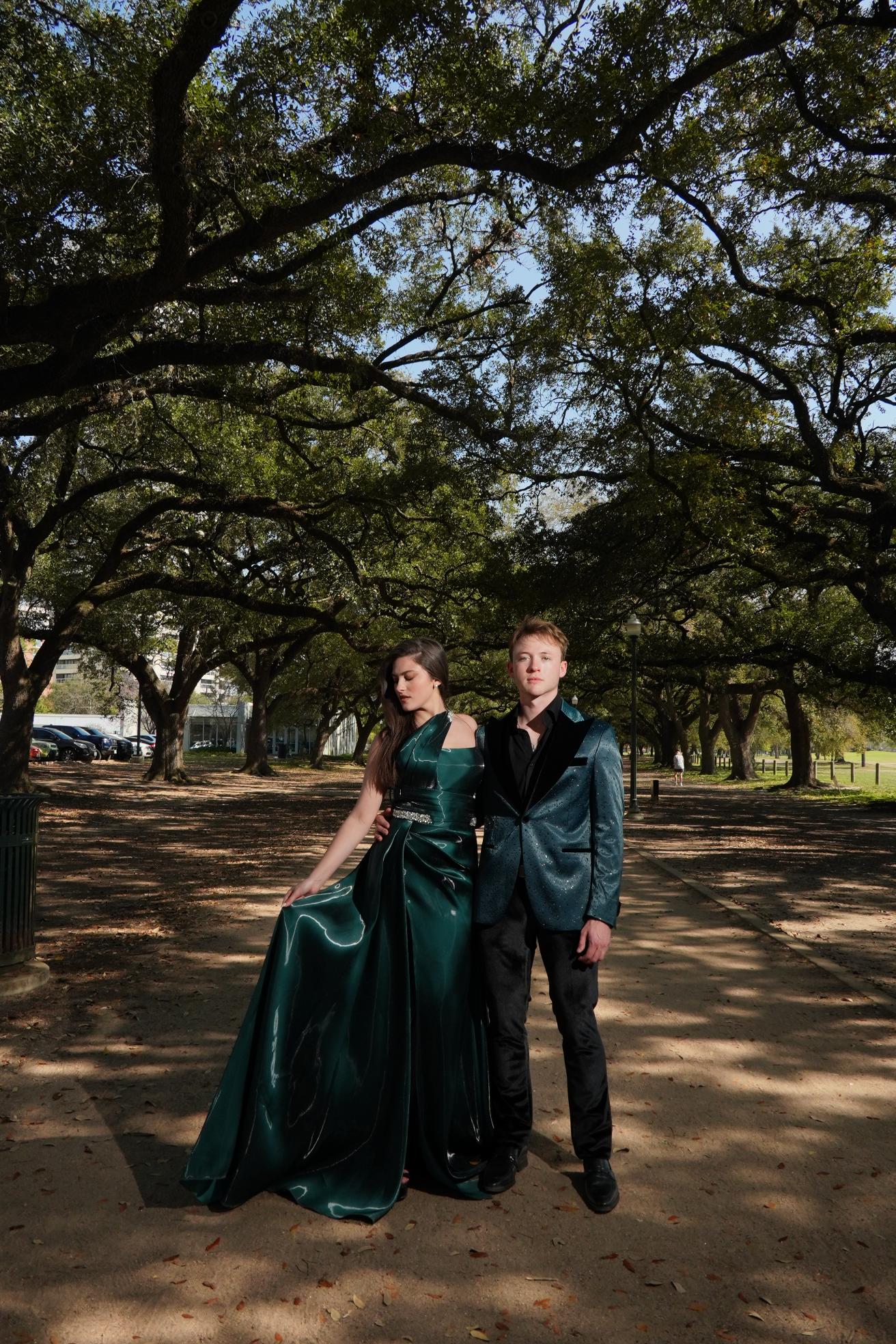 Luxury Emerald Green Festive Dress