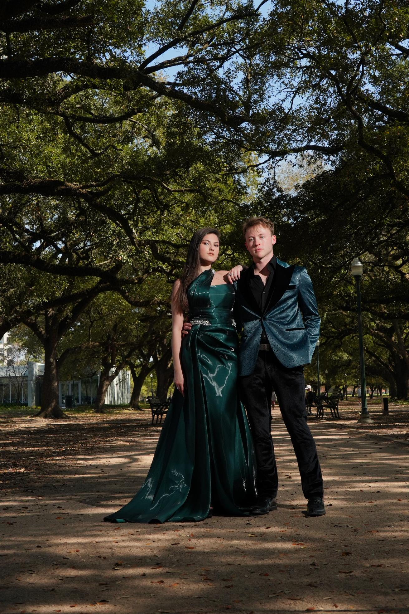 Luxury Emerald Green Festive Dress