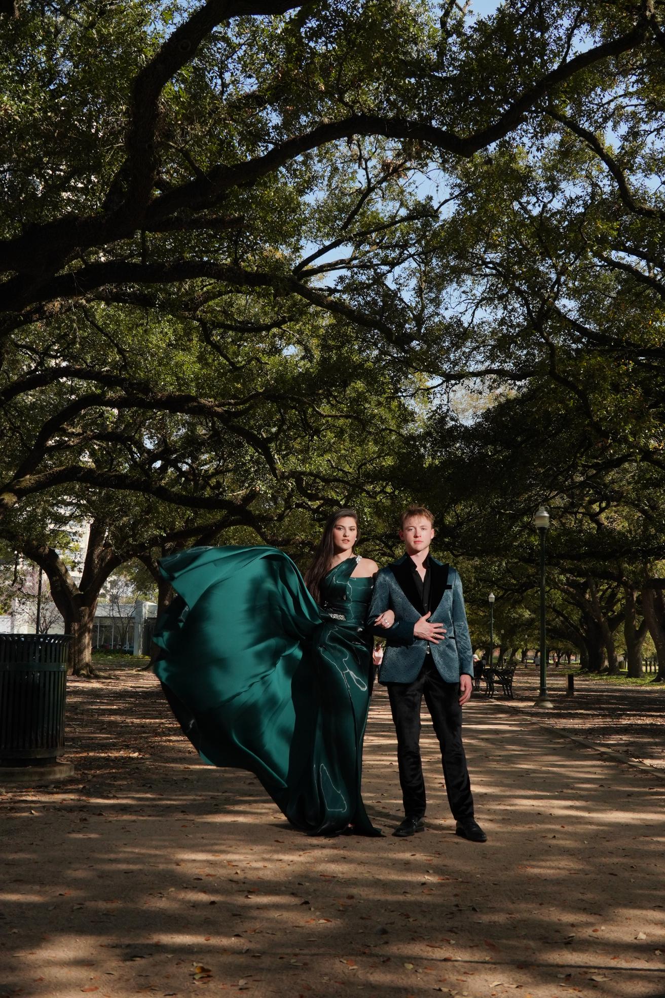 Luxury Emerald Green Festive Dress