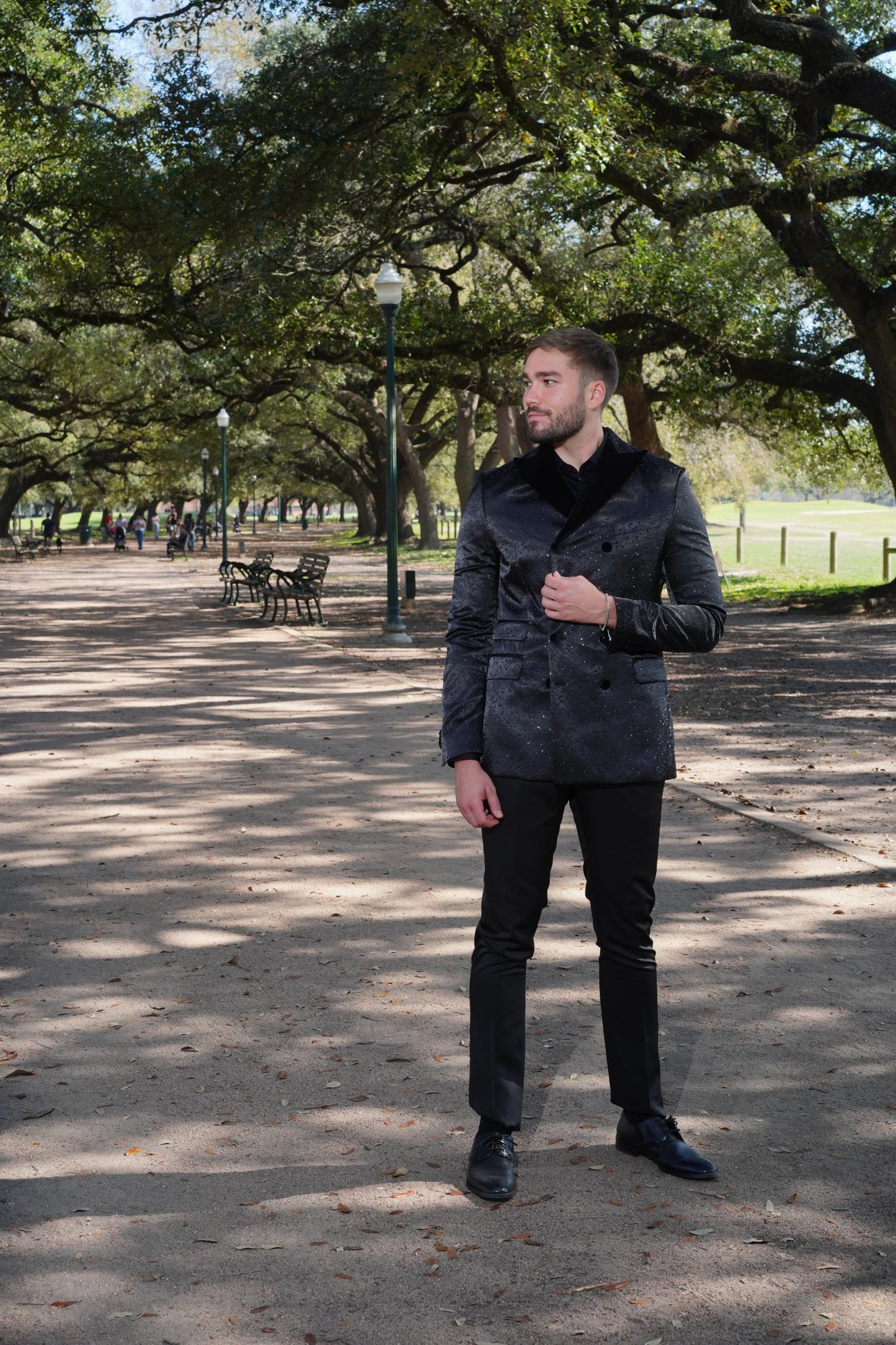 Luxurious black textured tuxedo styling