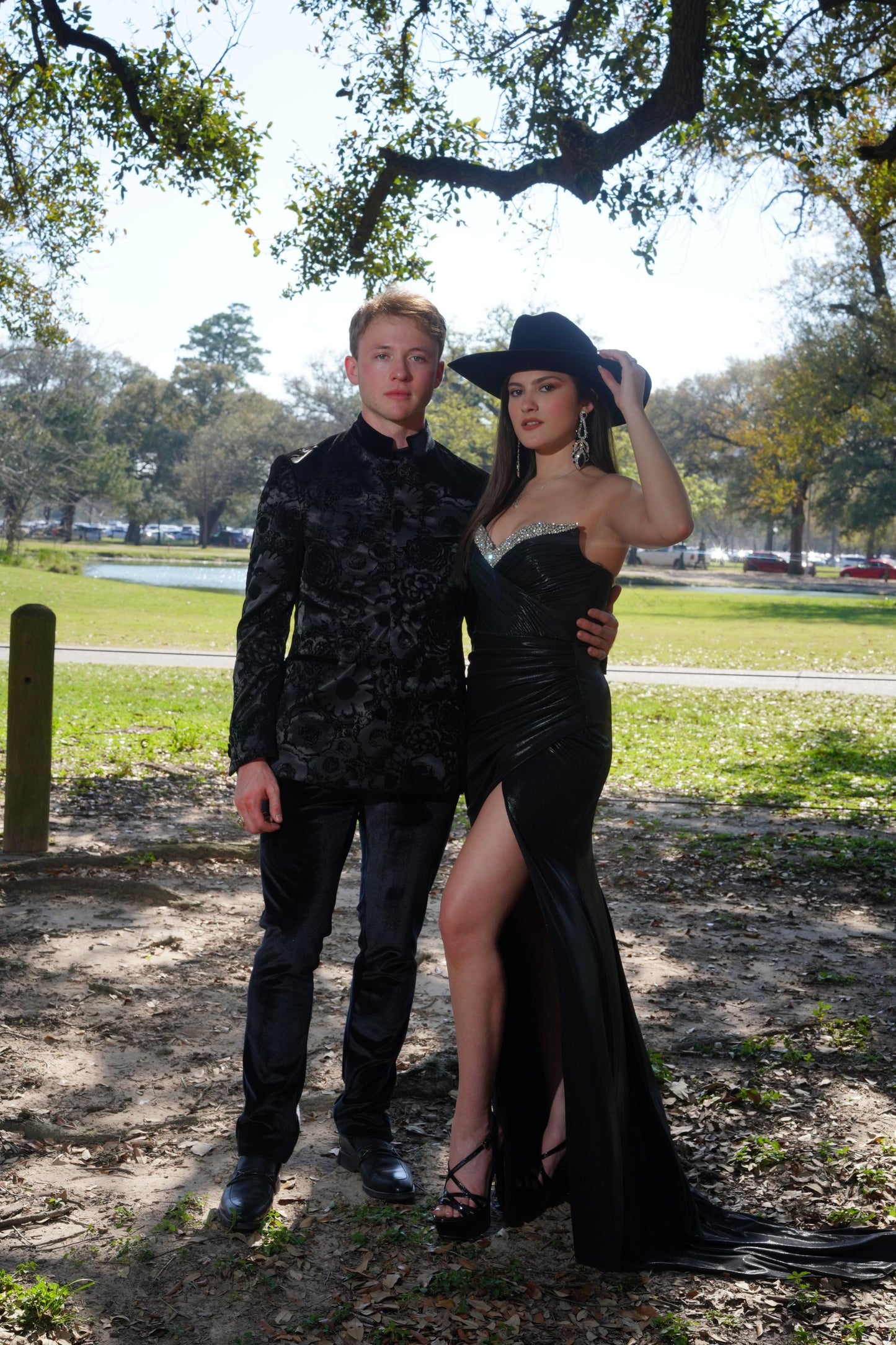 Elegant Black Strapless Evening Dress