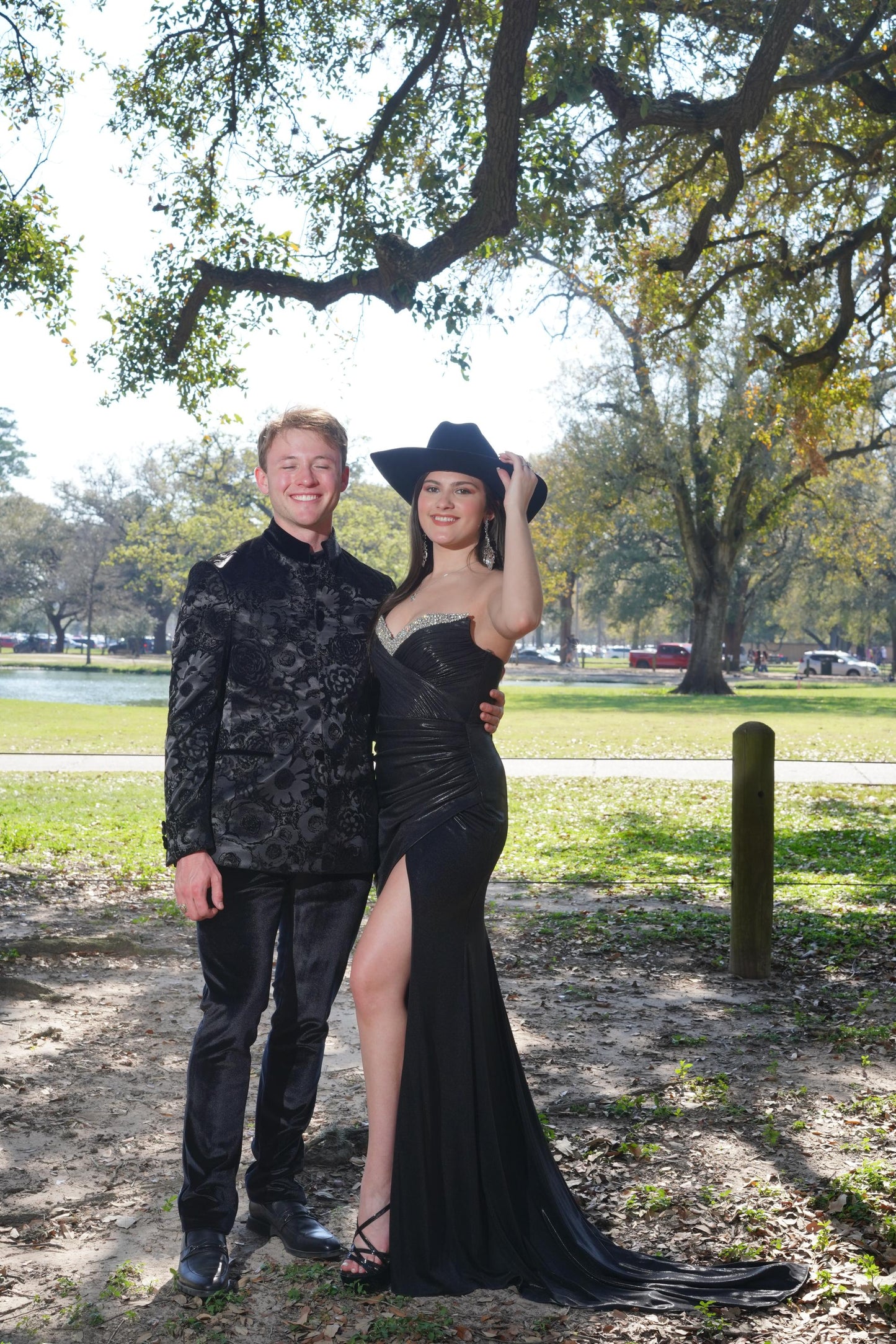 Elegant Black Strapless Evening Dress