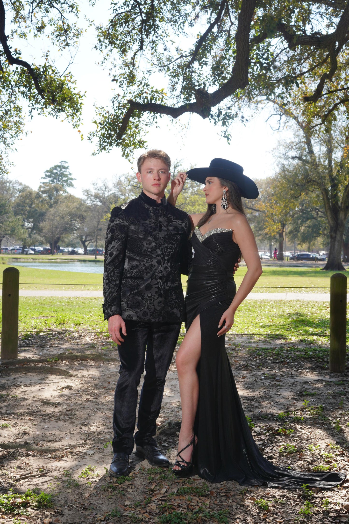 Elegant Black Strapless Evening Dress