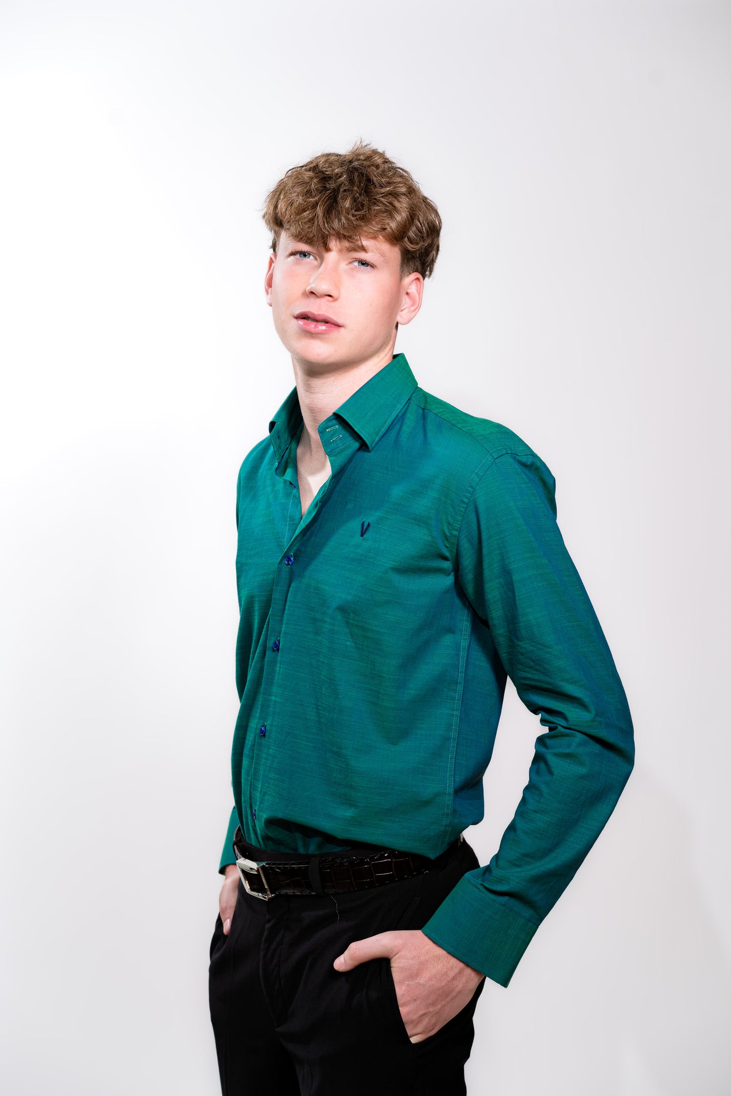 Valnti Men’s Teal Dress Shirt – Long-Sleeve Button-Up for Work & Parties