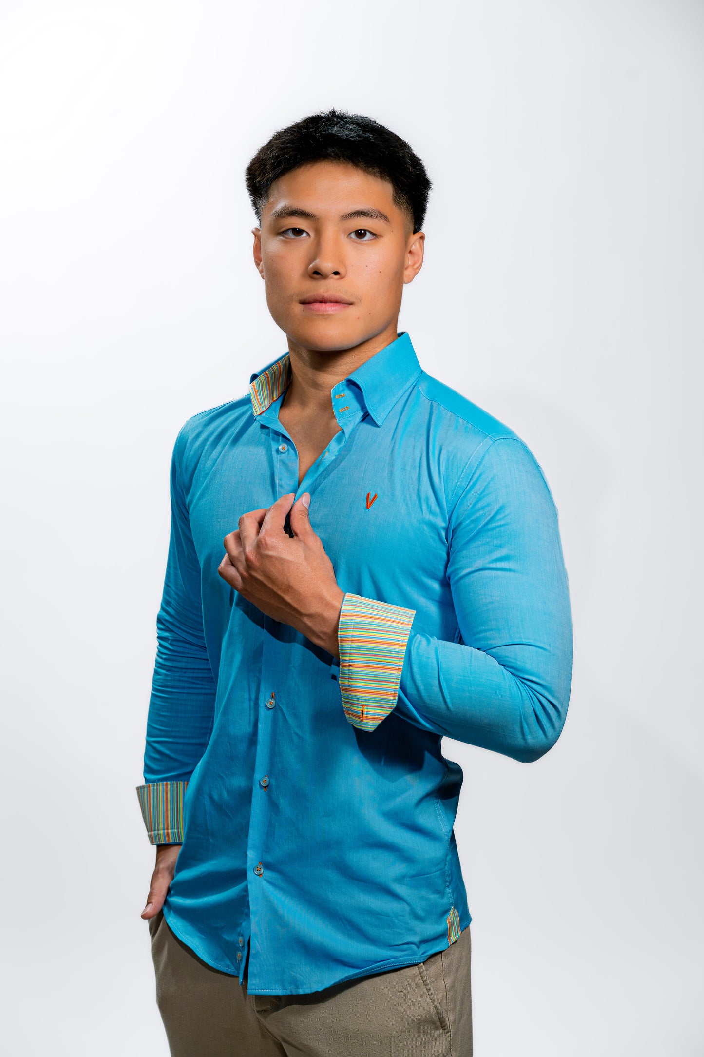 Valnti Breeze Blue Slim Fit Button-Up Dress Shirt