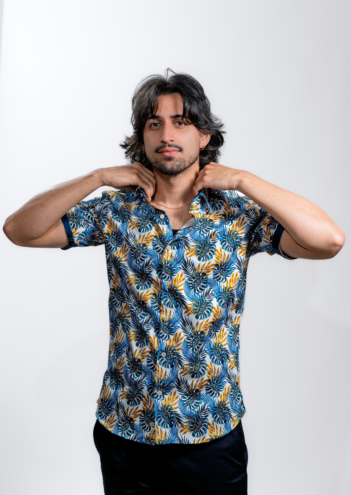 Men’s Tropical Floral Festive Shirt