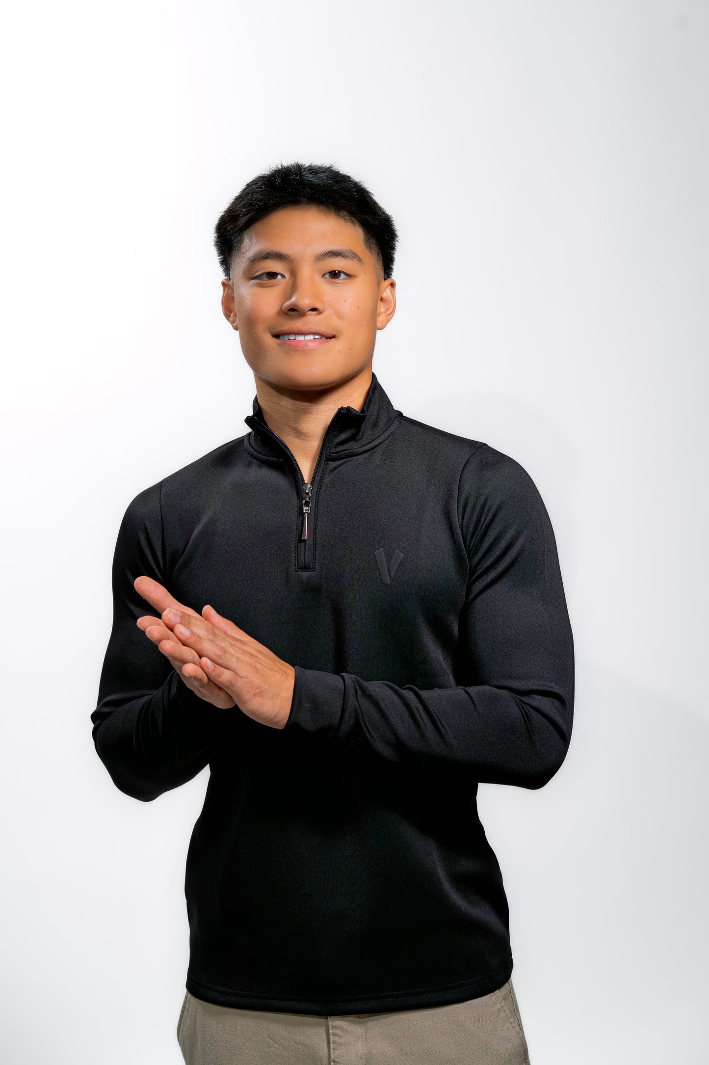 Men’s Black Performance Quarter Zip Pullover