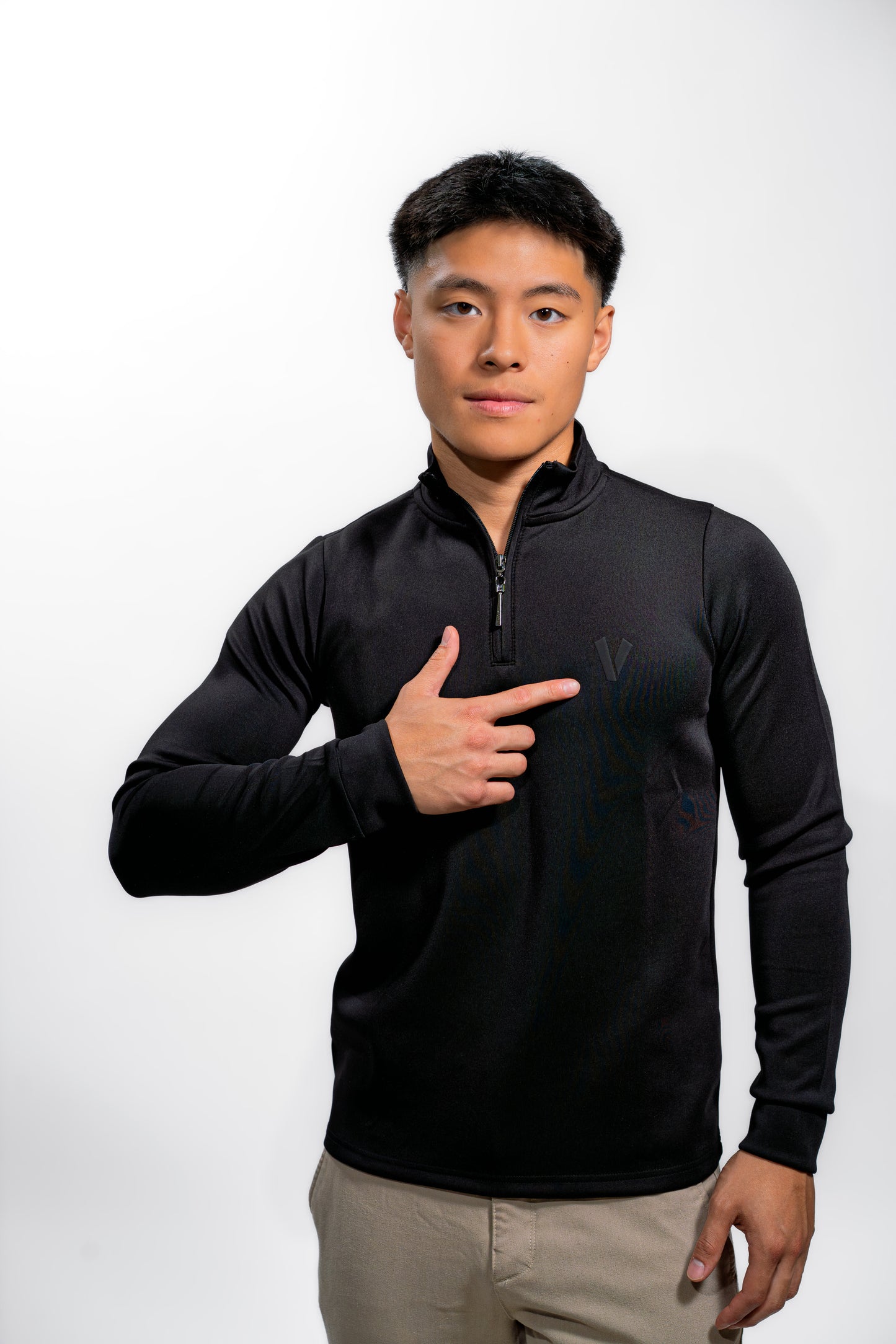Men’s Black Performance Quarter Zip Pullover