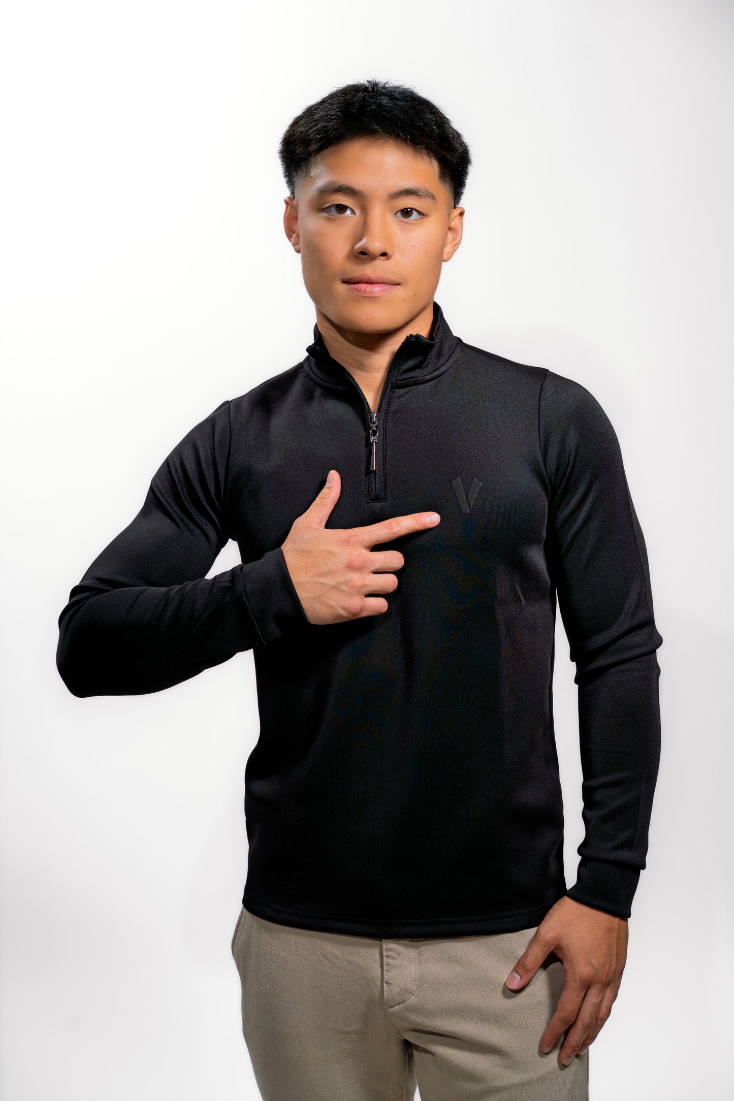 Men’s Black Performance Quarter Zip Pullover