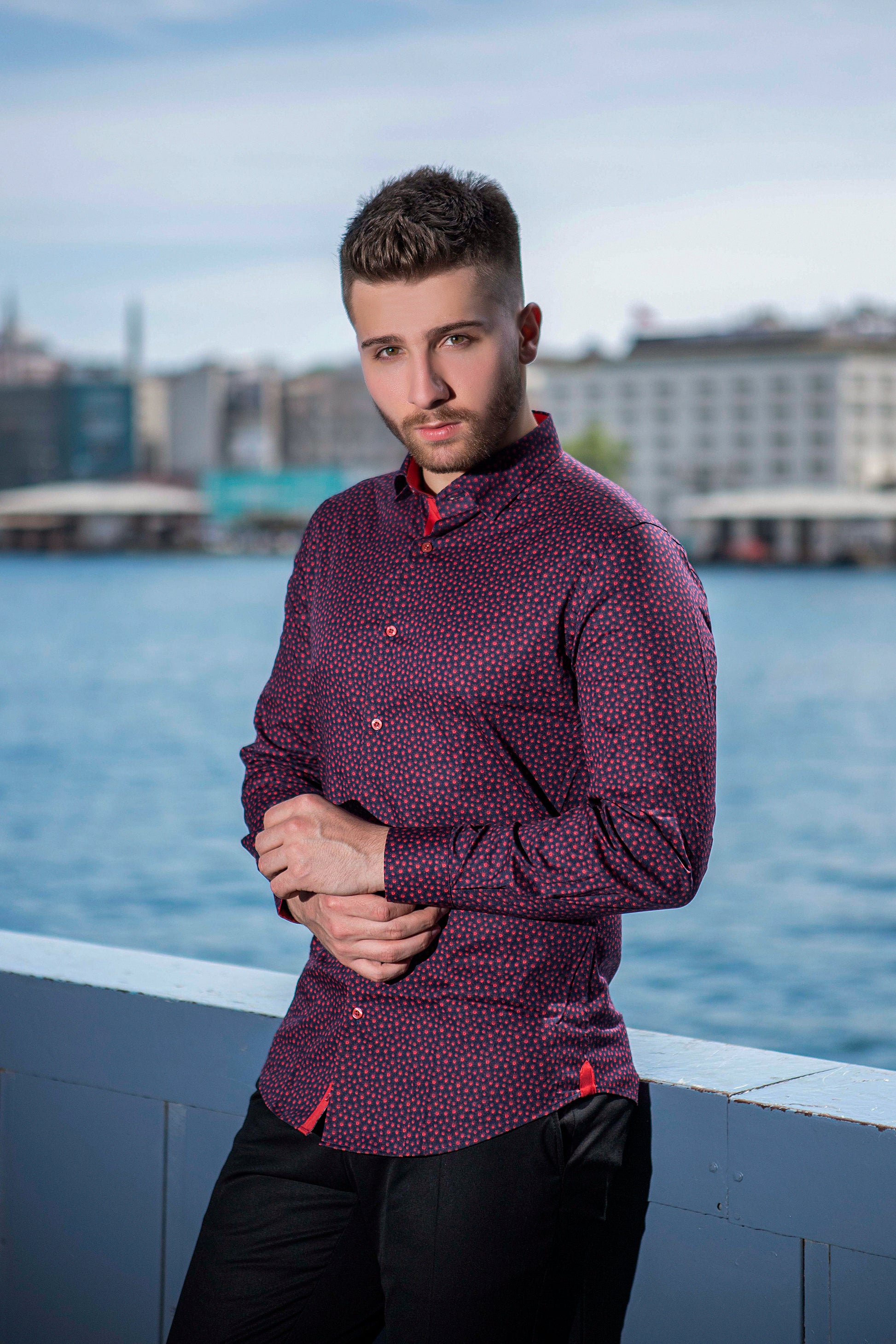 Slim, Star Design Dress Shirt with Red Stars Printed Over Solid Navy. 100% Cotton.